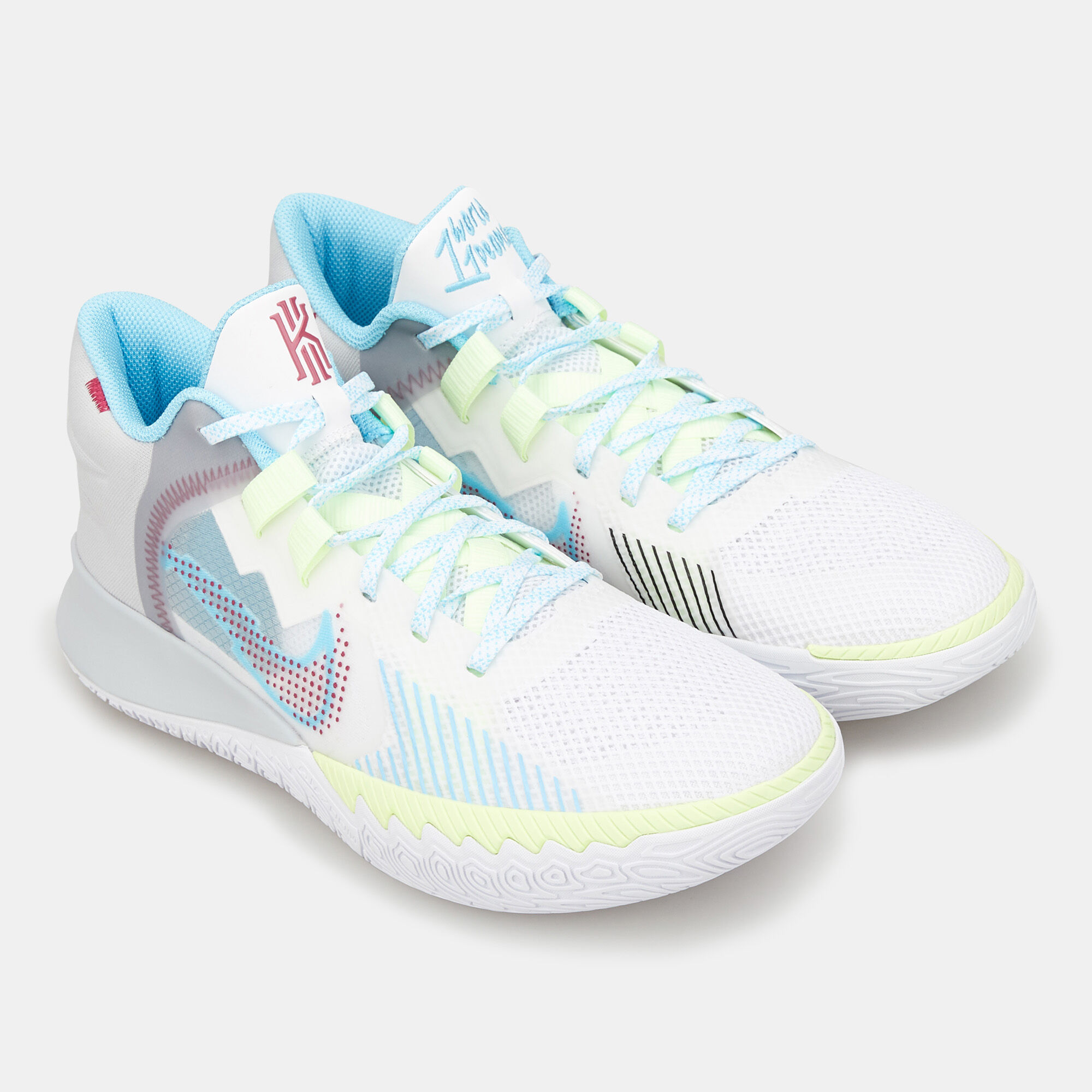 Nike men's kyrie flytrap basketball shoe clearance