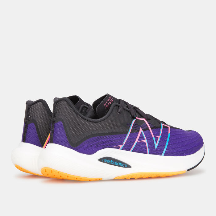 New Balance Women's FuelCell Rebel V2 Shoe Blue New Balance Women's FuelCell Rebel V2 Shoe Blue image number 2