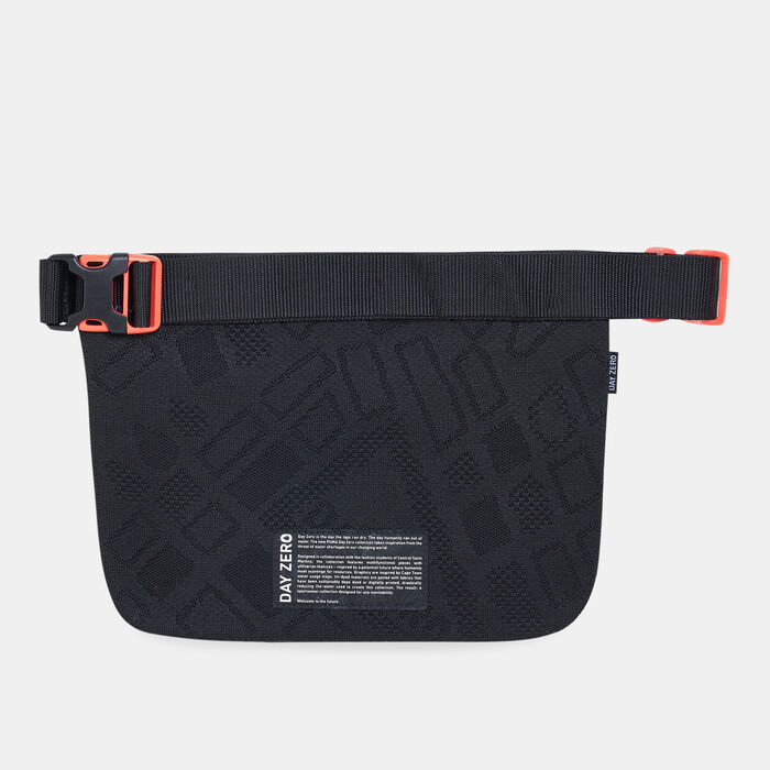 PUMA Men's x CENTRAL SAINT MARTINS Hip Pack Black PUMA Men's x CENTRAL SAINT MARTINS Hip Pack Black image number 1