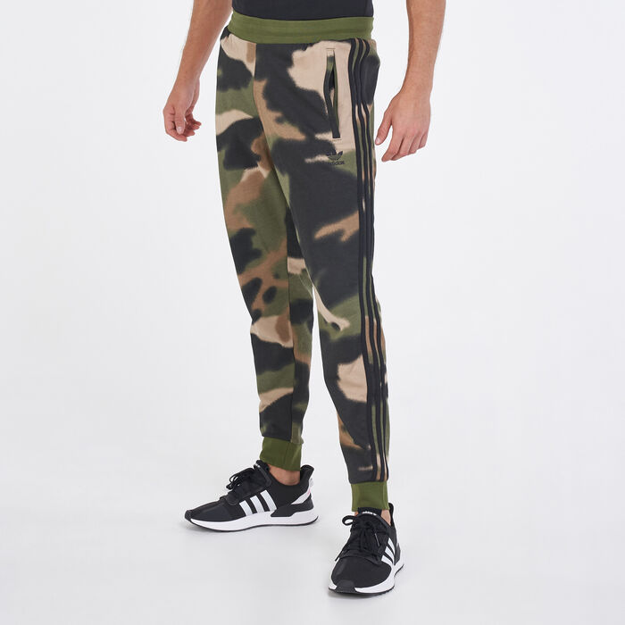 adidas Originals Men's Camo Sweatpants Green adidas Originals Men's Camo Sweatpants Green image number 0