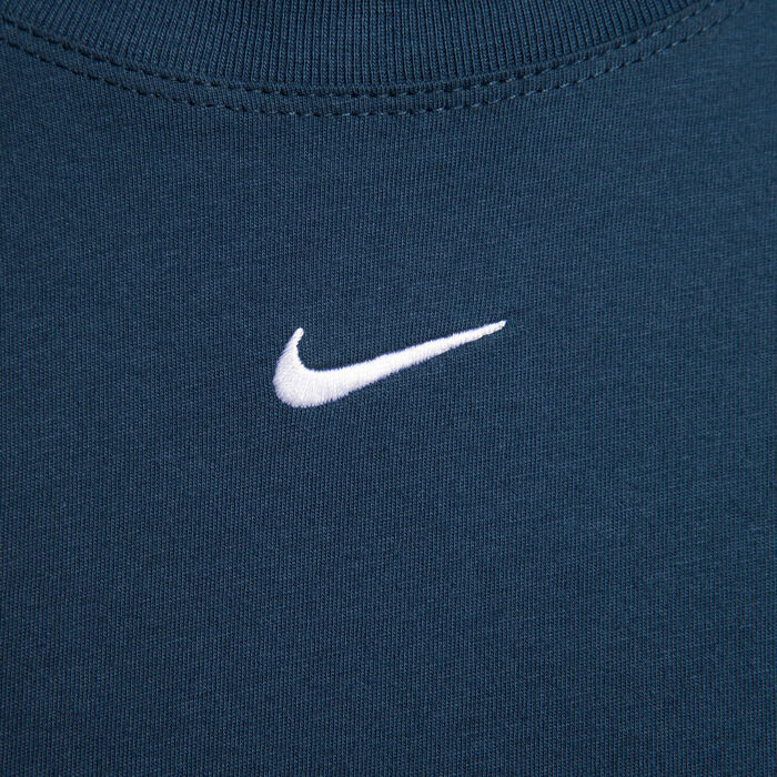 Nike Women's Sportswear Essential T-Shirt Blue Nike Women's Sportswear Essential T-Shirt Blue image number 3