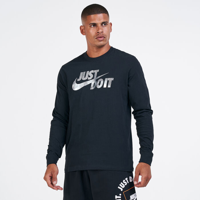 Nike Men's Sportswear Foil Logo Long Sleeves T-Shirt Black Nike Men's Sportswear Foil Logo Long Sleeves T-Shirt Black image number 0