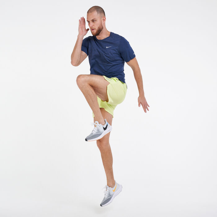 Nike Men's Dri-FIT Run Division Miler Running T-Shirt Blue Nike Men's Dri-FIT Run Division Miler Running T-Shirt Blue image number 2