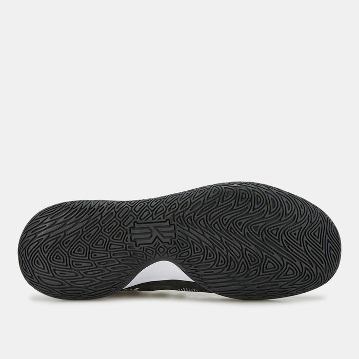 Nike Men’s Kyrie Flytrap 5 Basketball Shoe Black image number 4