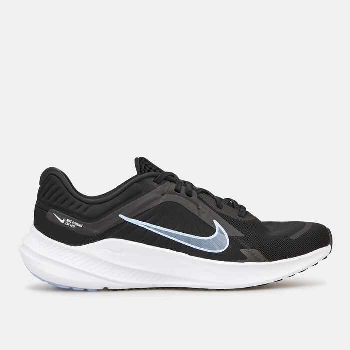 Nike Men's Quest 5 Road Running Shoe Black image number 0