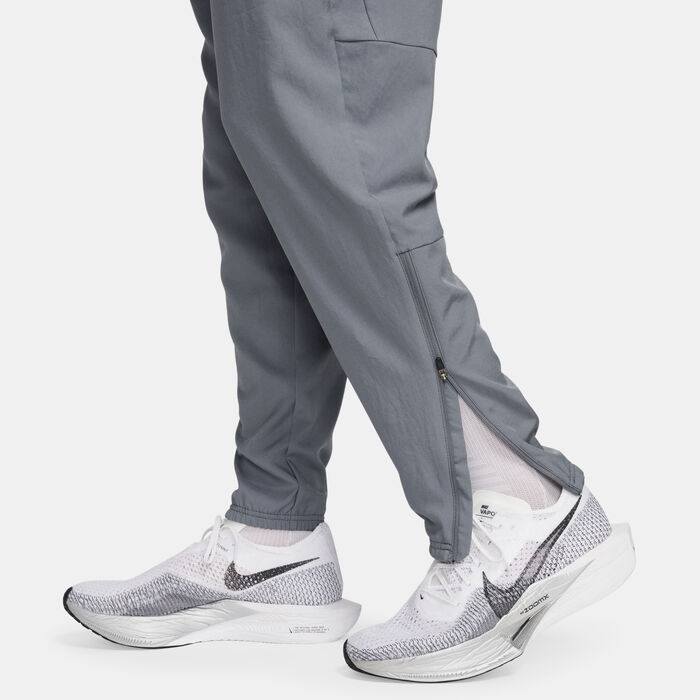 Nike Men's Challenger Dri-FIT Woven Running Pants Grey Nike Men's Challenger Dri-FIT Woven Running Pants Grey image number 4